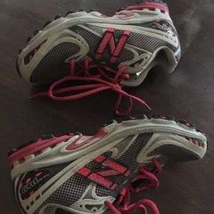 Brand new New Balance tennis shoes. Size 7.5